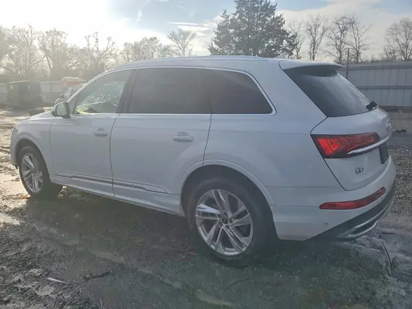 WA1LXAF70MD016419 2021 AUDI Q7 - Image 2