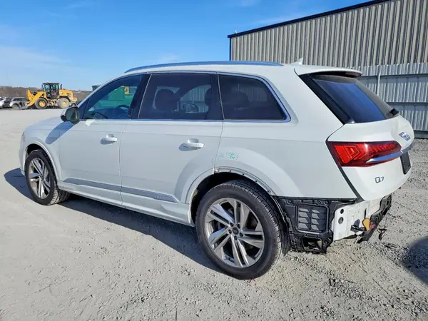 WA1LXAF70MD040154 2021 AUDI Q7 - Image 2