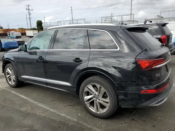 WA1LXAF71LD003404 2020 AUDI Q7 - Image 2