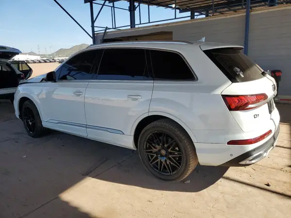 WA1LXAF71LD003435 2020 AUDI Q7 - Image 2