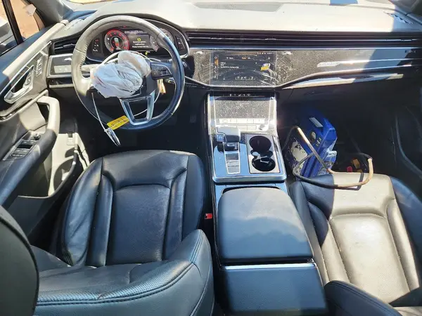 WA1LXAF71LD004536 2020 AUDI Q7 - Image 8