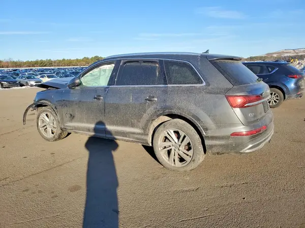 WA1LXAF71MD010676 2021 AUDI Q7 - Image 2