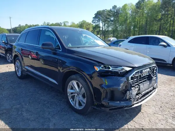 WA1LXAF71MD037845 2021 AUDI Q7 - Image 1