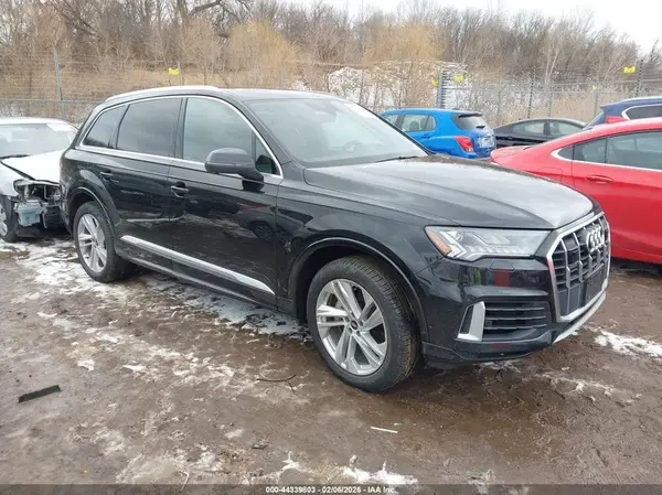 WA1LXAF72MD023064 2021 AUDI Q7 - Image 1