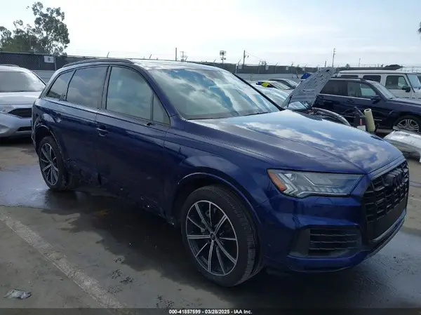 WA1LXAF72MD027311 2021 AUDI Q7 - Image 1