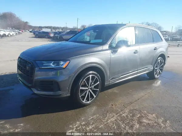 WA1LXAF72MD037501 2021 AUDI Q7 - Image 2