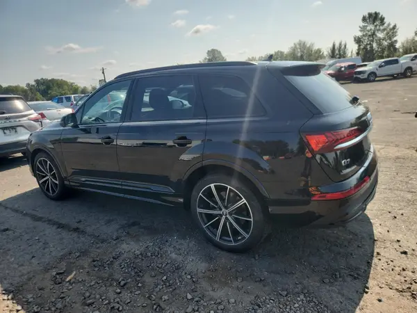 WA1LXAF73MD000439 2021 AUDI Q7 - Image 2