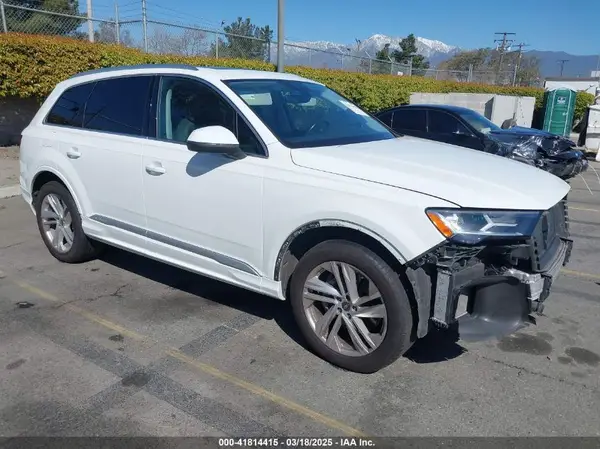 WA1LXAF73MD021033 2021 AUDI Q7 - Image 1