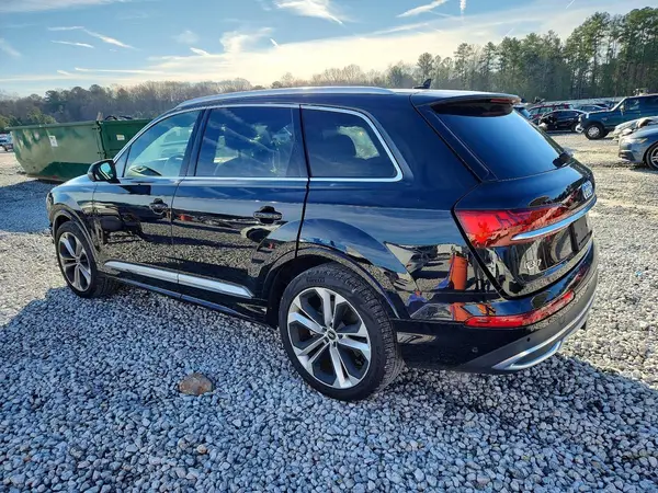 WA1LXAF73MD026507 2021 AUDI Q7 - Image 2
