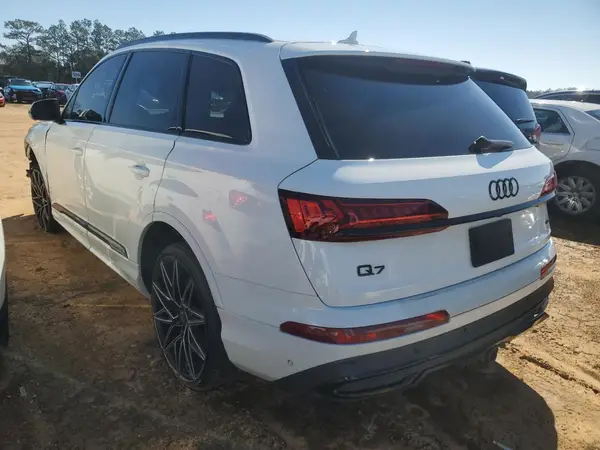 WA1LXAF74LD006037 2020 AUDI Q7 - Image 2
