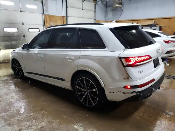 WA1LXAF74LD012212 2020 AUDI Q7 - Image 2