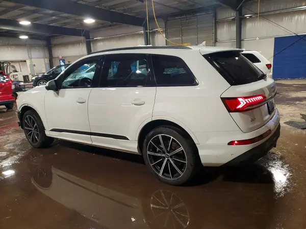 WA1LXAF74LD012775 2020 AUDI Q7 - Image 2