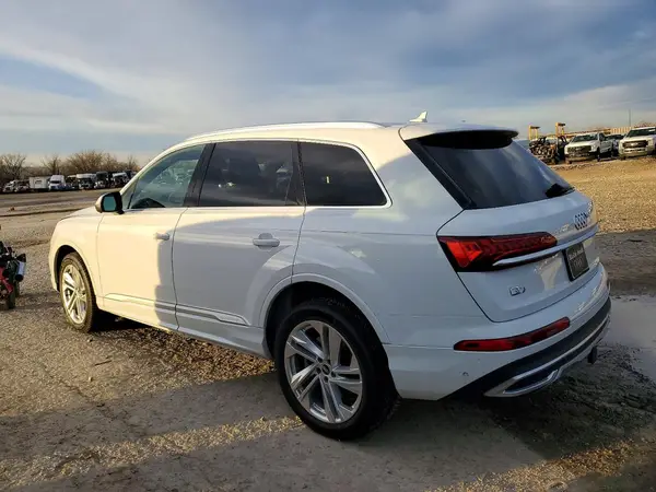 WA1LXAF74MD040268 2021 AUDI Q7 - Image 2