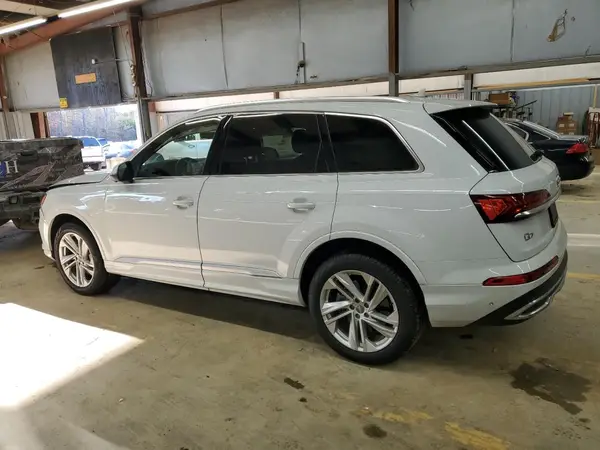 WA1LXAF75MD000278 2021 AUDI Q7 - Image 2