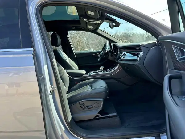 2021 AUDI Q7 auction photo 7