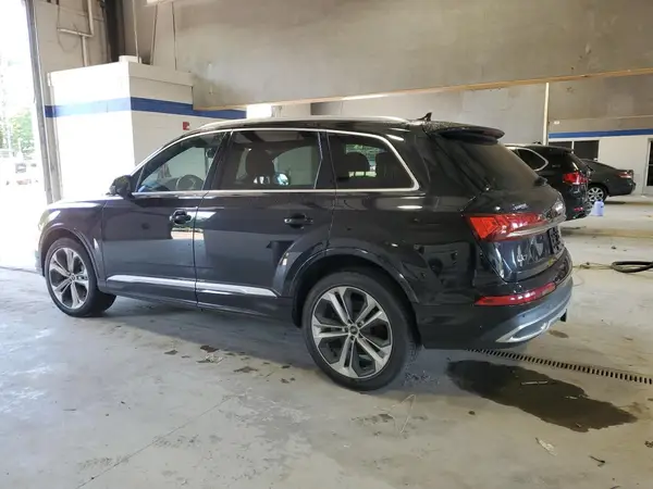 WA1LXAF75MD014813 2021 AUDI Q7 - Image 2