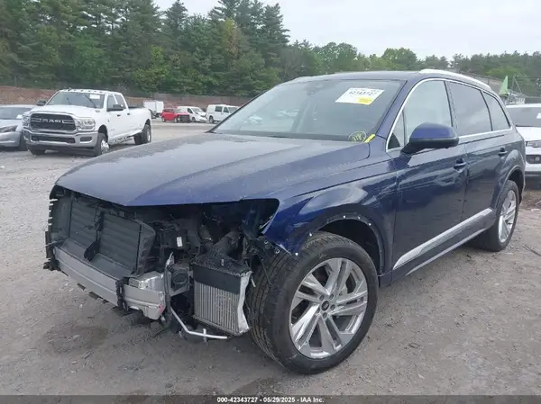 WA1LXAF75MD017825 2021 AUDI Q7 - Image 2