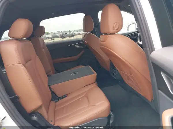 WA1LXAF75MD021454 2021 AUDI Q7 - Image 8