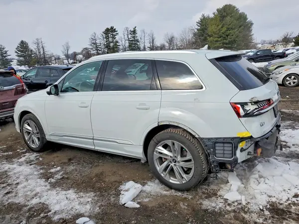WA1LXAF75MD037198 2021 AUDI Q7 - Image 2