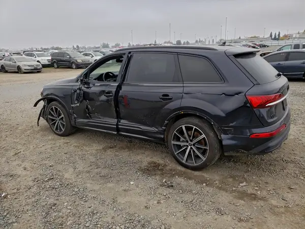 WA1LXAF75MD039016 2021 AUDI Q7 - Image 2