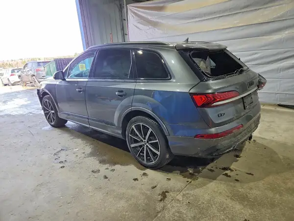 WA1LXAF75MD040876 2021 AUDI Q7 - Image 2