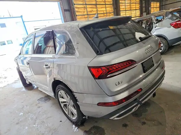 WA1LXAF76LD000417 2020 AUDI Q7 - Image 2