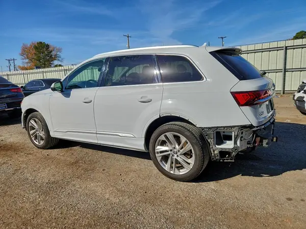 WA1LXAF76LD005276 2020 AUDI Q7 - Image 2