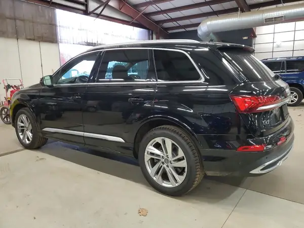 WA1LXAF76LD010249 2020 AUDI Q7 - Image 2