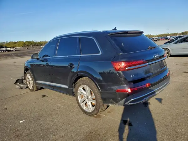 WA1LXAF76MD021351 2021 AUDI Q7 - Image 2