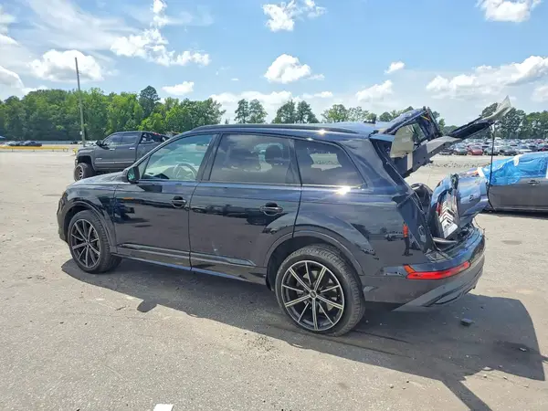 WA1LXAF76MD030762 2021 AUDI Q7 - Image 2