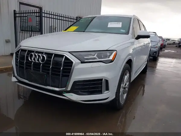 WA1LXAF76MD036870 2021 AUDI Q7 - Image 2