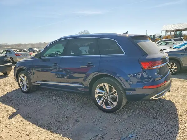 WA1LXAF77LD010261 2020 AUDI Q7 - Image 2