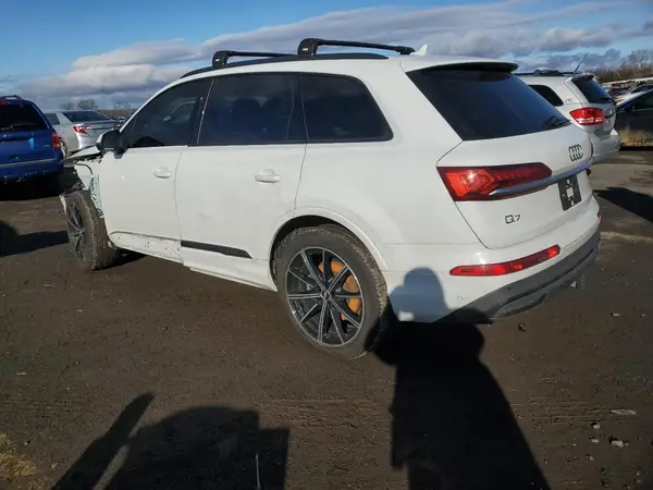 WA1LXAF77MD000735 2021 AUDI Q7 - Image 2