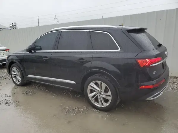WA1LXAF77MD013937 2021 AUDI Q7 - Image 2