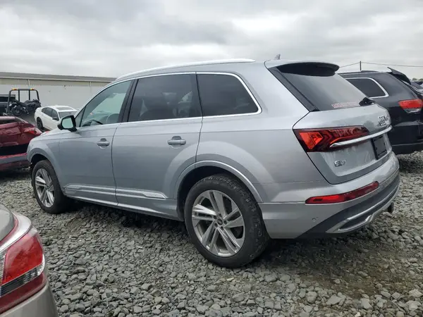 WA1LXAF77MD034061 2021 AUDI Q7 - Image 2