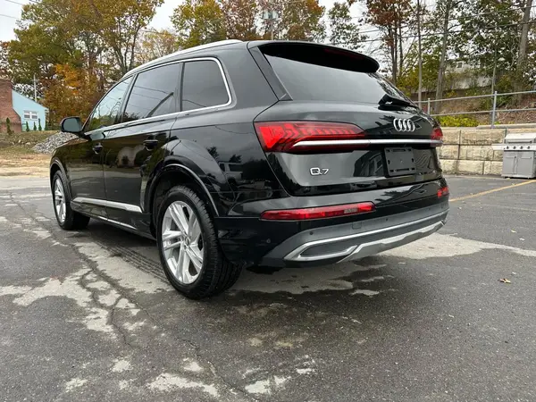 WA1LXAF78LD011550 2020 AUDI Q7 - Image 2