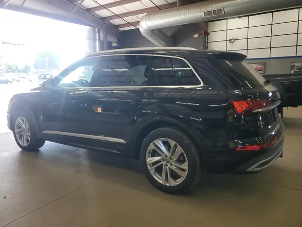 WA1LXAF78LD012911 2020 AUDI Q7 - Image 2