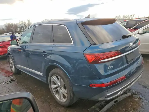 WA1LXAF78MD018015 2021 AUDI Q7 - Image 2