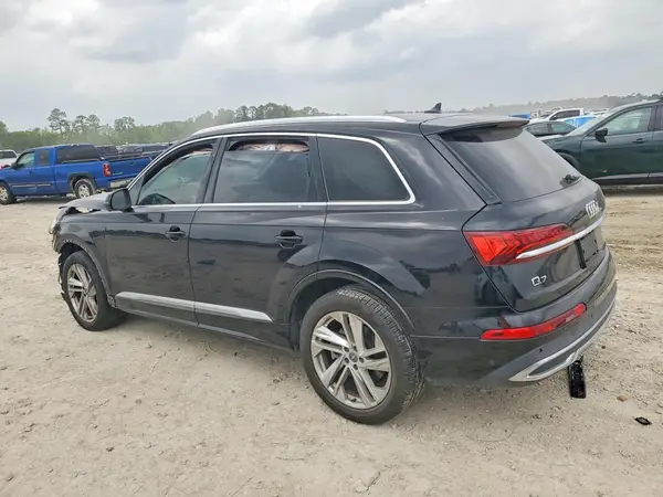 WA1LXAF79LD002663 2020 AUDI Q7 - Image 2