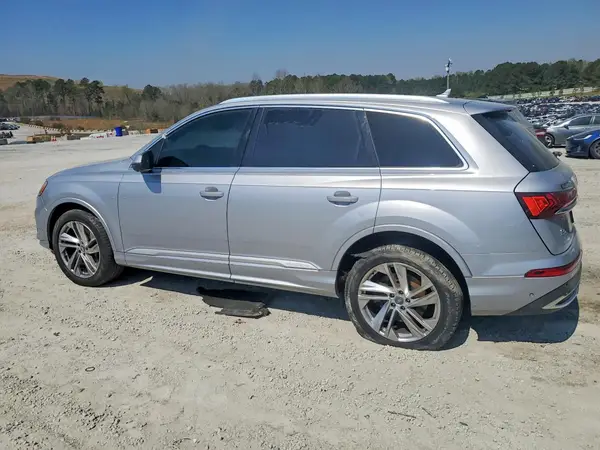 WA1LXAF79LD002744 2020 AUDI Q7 - Image 2