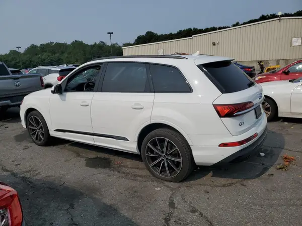 WA1LXAF79MD025622 2021 AUDI Q7 - Image 2
