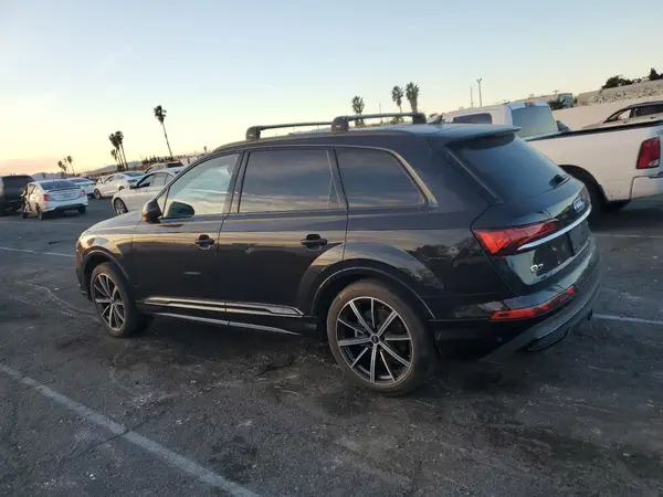 WA1LXAF7XMD012961 2021 AUDI Q7 - Image 2