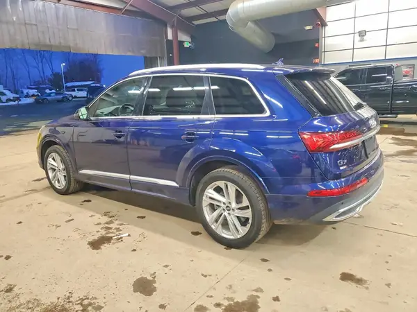 WA1LXAF7XMD019263 2021 AUDI Q7 - Image 2