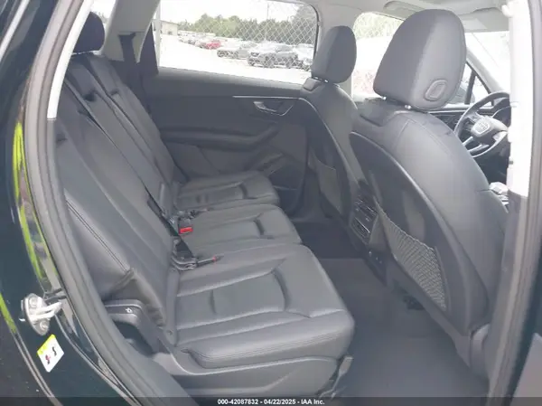 WA1LXBF70PD010789 2023 AUDI Q7 - Image 8