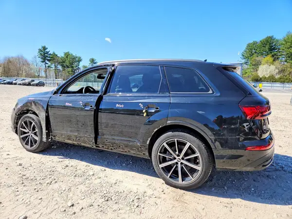WA1LXBF70PD011909 2023 AUDI Q7 - Image 2