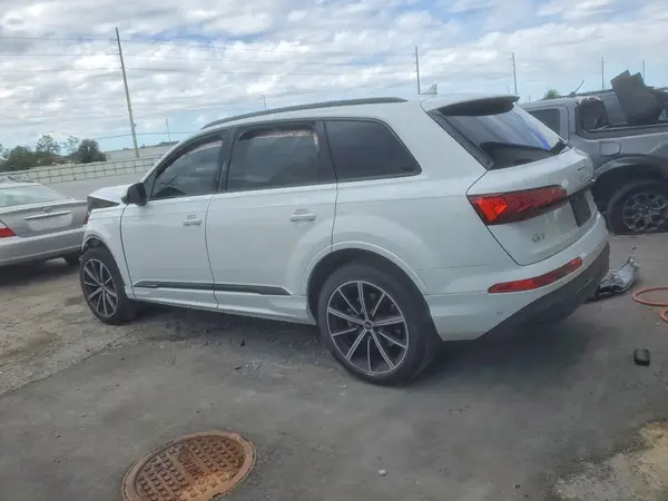 WA1LXBF71ND002598 2022 AUDI Q7 - Image 2