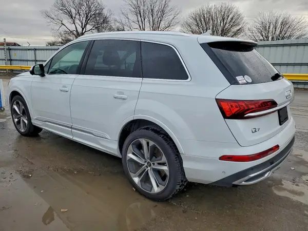 WA1LXBF71PD005763 2023 AUDI Q7 - Image 2