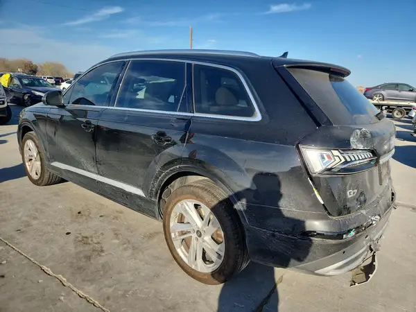 WA1LXBF71PD015208 2023 AUDI Q7 - Image 2
