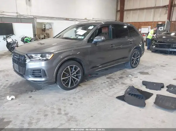 WA1LXBF72ND008409 2022 AUDI Q7 - Image 2