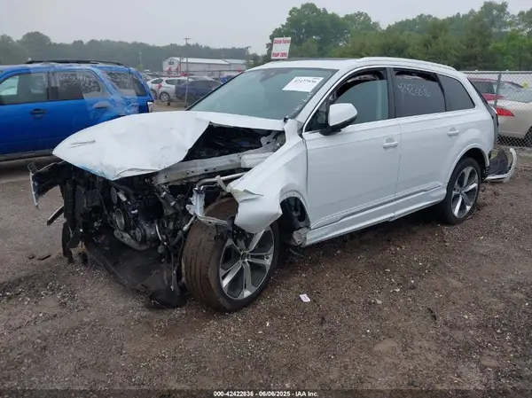 WA1LXBF72PD016514 2023 AUDI Q7 - Image 2